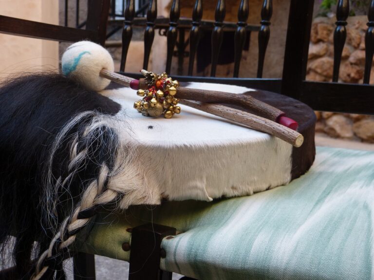 shamanic-1276762_1280